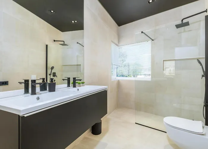 Holiday home Stunning In *