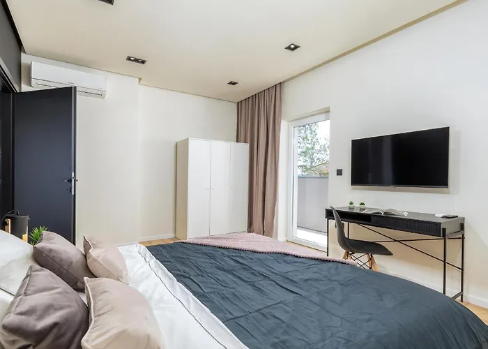 Stunning In Holiday home Pula