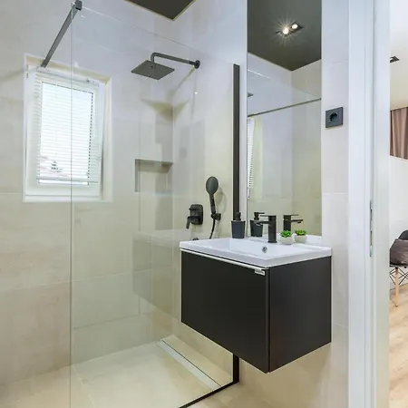 Cozy In With Private Swimming Pool, Be Inside Or Outside Casa vacanze