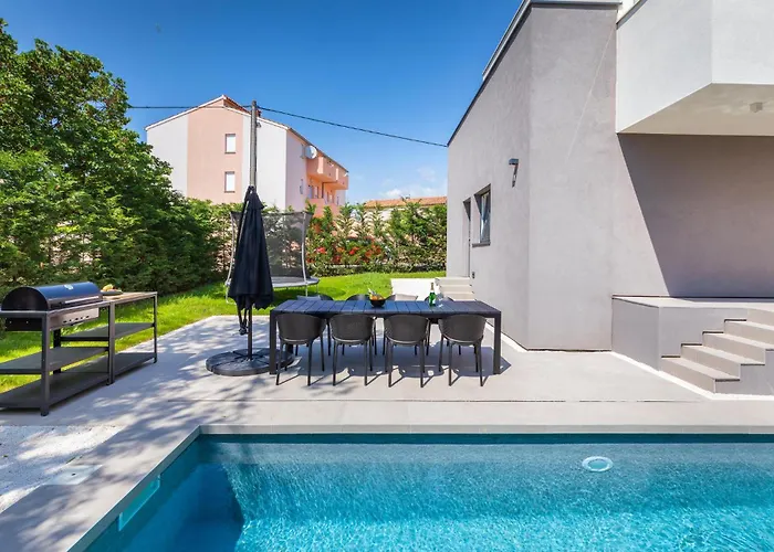 Stunning In * 풀라